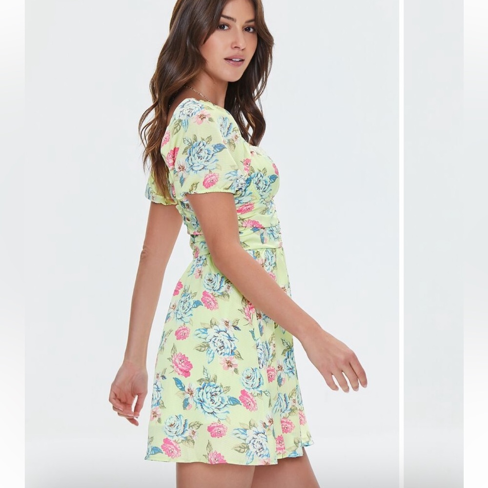 Floral print mini dress - Picture 2 of 5